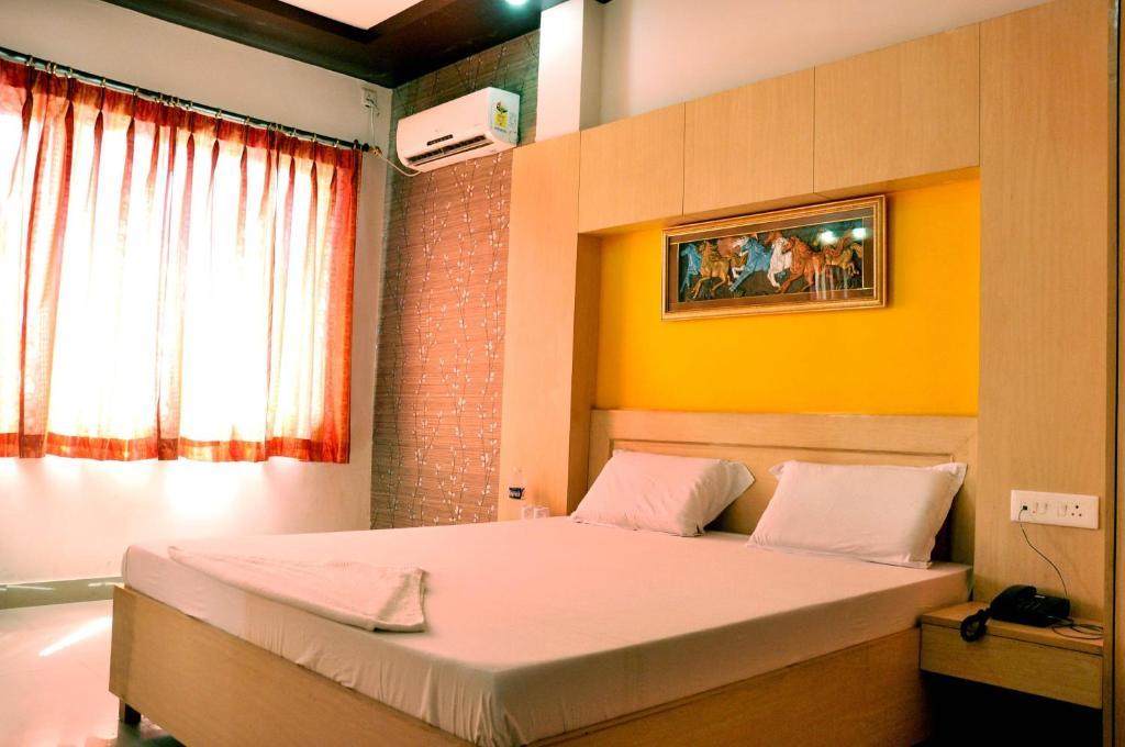 Hotel Ganga View Haridwar Room photo