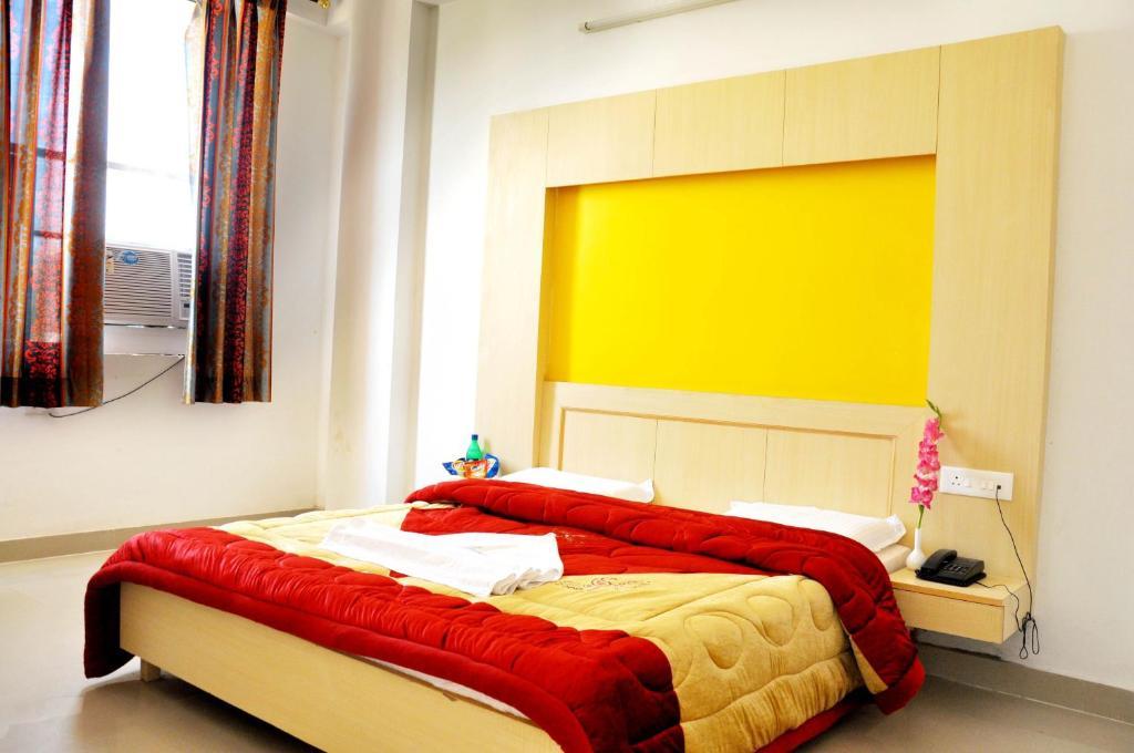 Hotel Ganga View Haridwar Room photo